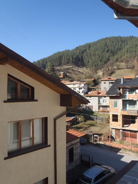 Guest House Chepelare Exterior foto